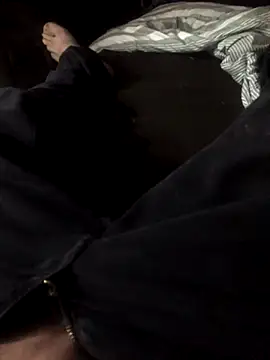 Snapshot of Pancho2213 chatting on 12-23-25, 02:42 Pancho2213 online show from 12-23-25, 02:42