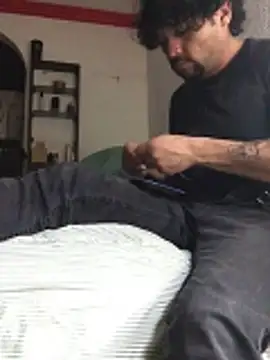 Snapshot of Pancho2213 chatting on 02-05-26, 03:11 Pancho2213 online show from 02-05-26, 03:11