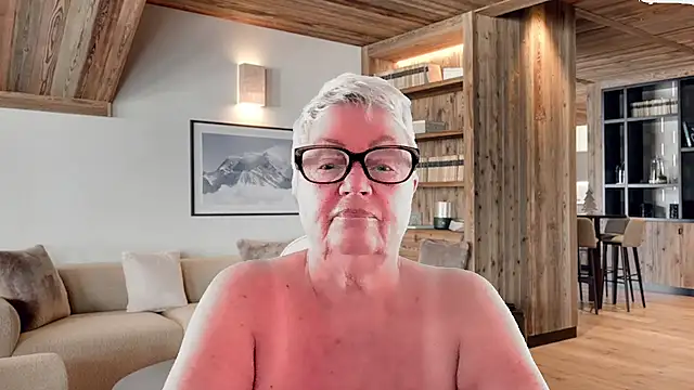 GrannyChrissy68 online show from 02-14-26, 01:30