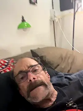 Trainee2Bpeed online show from 10-22-25, 09:42