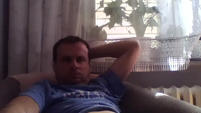 grzes19763 online show from 04-16-26, 12:17