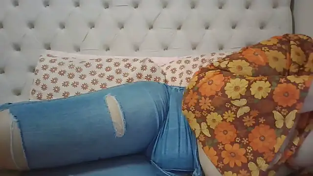 beautylovess online show from 01-16-26, 06:39