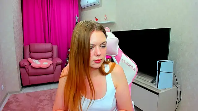 Strawberrye online show from 01-06-26, 03:32