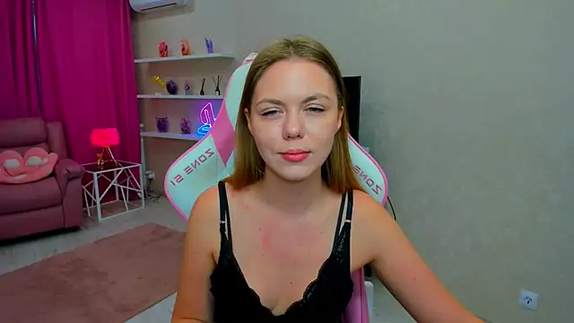 Strawberrye online show from 05-10-26, 11:15