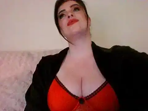 EmilyBlue online show from 12-19-24, 10:42