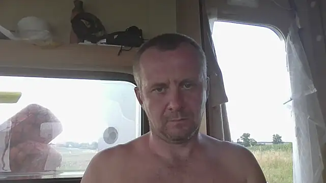 MrWhitePL online show from 07-16-26, 04:24