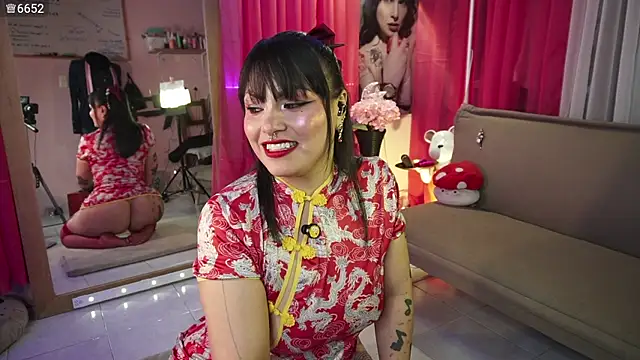 Snapshot of Rachellkors chatting on 07-18-26, 11:14 Rachellkors online show from 07-18-26, 11:14
