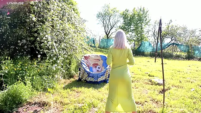 luxurydoll21 online show from 05-06-26, 07:13