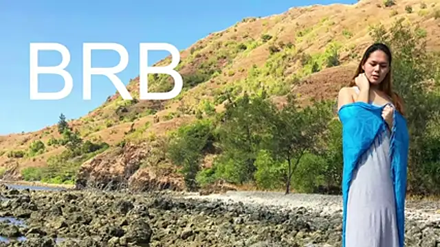 Yukikawaii online show from 10-26-25, 06:41