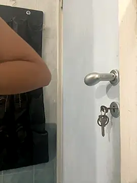 Aestheticsgirl online show from 11-27-25, 10:23