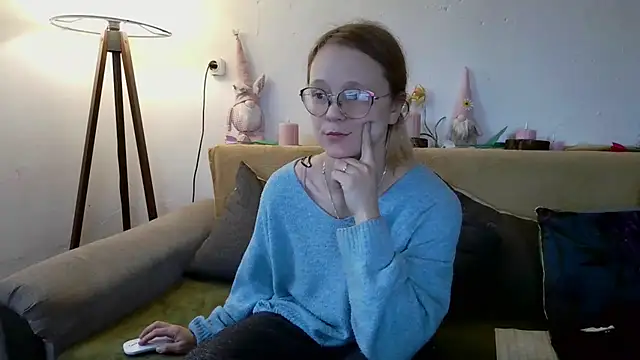 little-leni online show from 02-17-26, 08:11