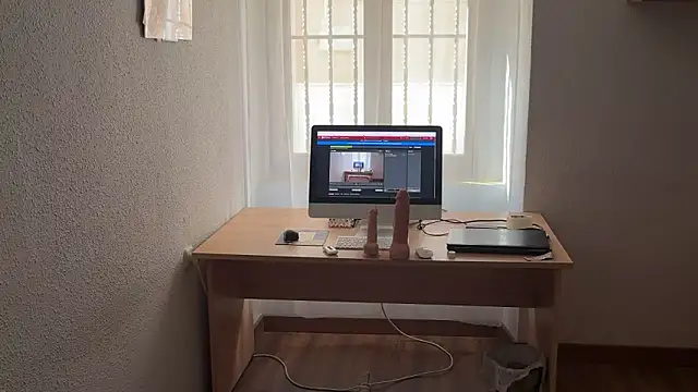 Snapshot of pinkgirls18 chatting on 02-09-26, 11:03 pinkgirls18 online show from 02-09-26, 11:03