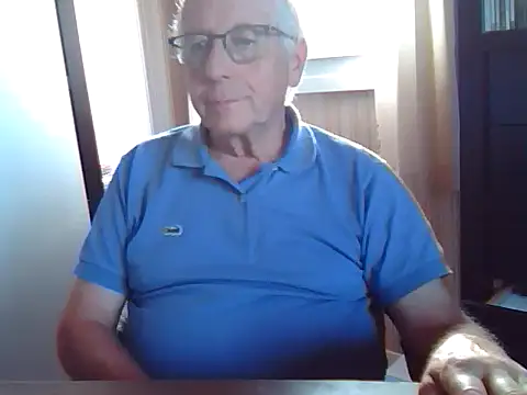 Snapshot of johnjohn622662 chatting on 09-09-25, 03:11 johnjohn622662 online show from 09-09-25, 03:11