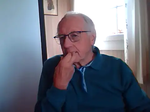 Snapshot of johnjohn622662 chatting on 09-16-25, 09:43 johnjohn622662 online show from 09-16-25, 09:43