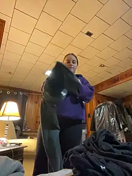 jaseyrae online show from 12-11-24, 05:15