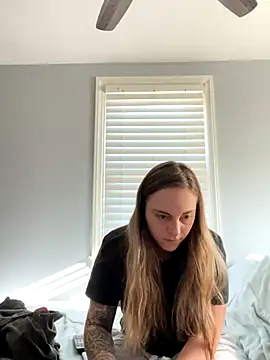 jaseyrae online show from 11-08-25, 07:34