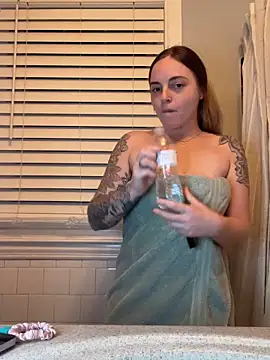 Snapshot of jaseyrae chatting on 03-01-26, 01:51 jaseyrae online show from 03-01-26, 01:51