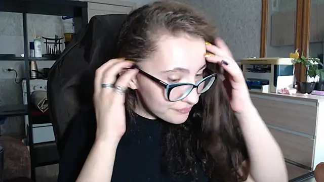 AnKey Rayah online show from 12-15-24, 03:09