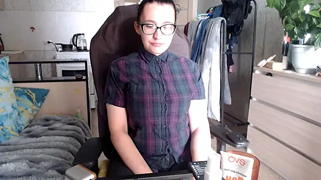 Snapshot of AnKey_Rayah chatting on 06-22-26, 04:31 AnKey Rayah online show from 06-22-26, 04:31