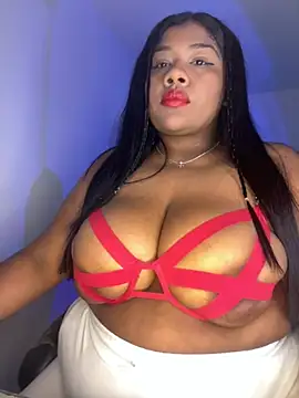 Snapshot of paola091 chatting on 05-31-26, 01:47 paola091 online show from 05-31-26, 01:47