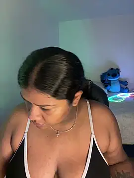 Snapshot of paola091 chatting on 06-10-26, 11:31 paola091 online show from 06-10-26, 11:31
