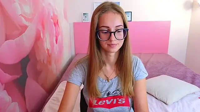 AliceAdams online show from 09-29-25, 07:35