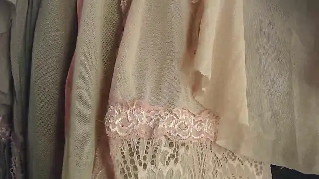 Snapshot of Indian_Anu chatting on 01-07-26, 04:53 Indian Anu online show from 01-07-26, 04:53