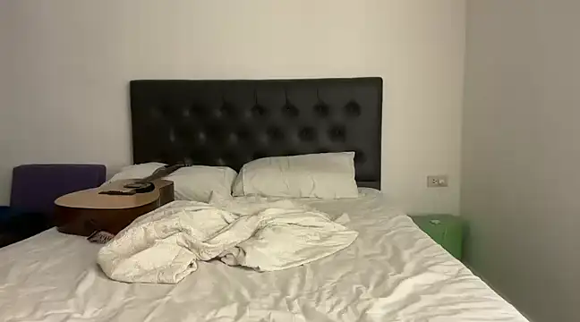 Snapshot of CamCrestXXX chatting on 01-09-25, 04:08 CamCrestXXX online show from 01-09-25, 04:08