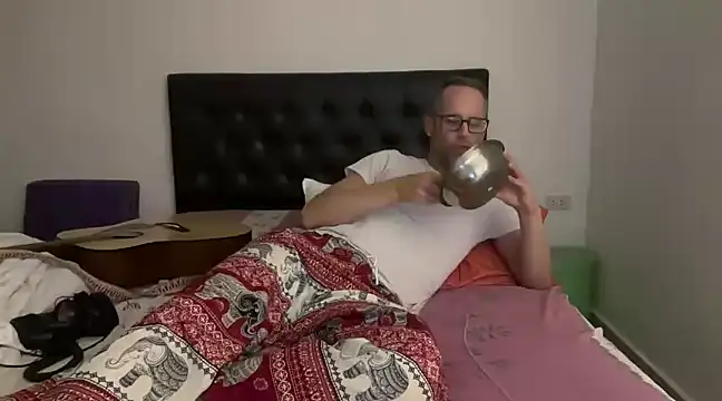 Snapshot of CamCrestXXX chatting on 01-12-25, 03:25 CamCrestXXX online show from 01-12-25, 03:25