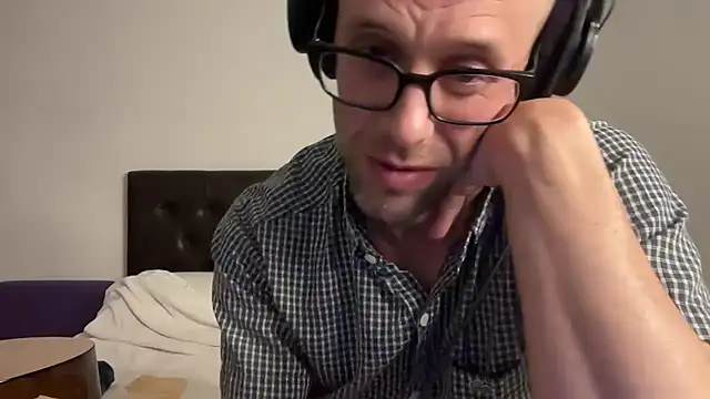 Snapshot of CamCrestXXX chatting on 01-20-25, 01:53 CamCrestXXX online show from 01-20-25, 01:53