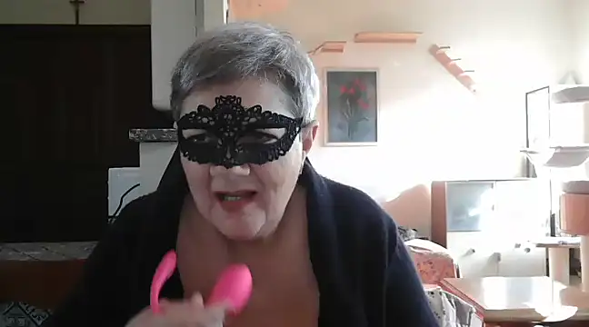 Snapshot of simona60 chatting on 02-21-25, 02:16 simona60 online show from 02-21-25, 02:16