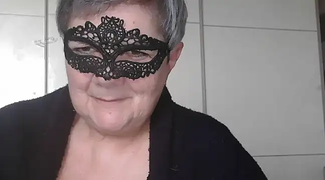 Snapshot of simona60 chatting on 03-16-25, 04:56 simona60 online show from 03-16-25, 04:56