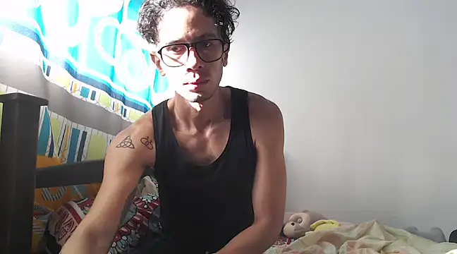 alisterxxx online show from 01-22-25, 12:49