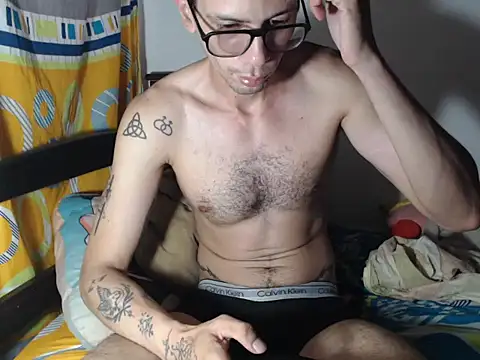 alisterxxx online show from 11-24-25, 08:19