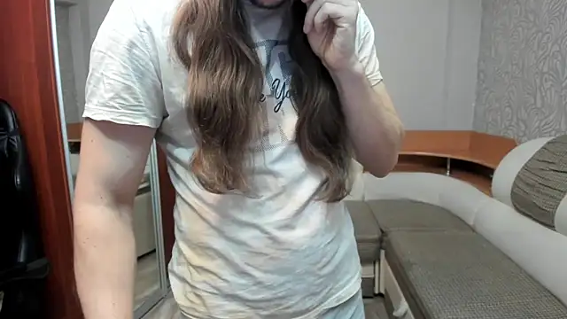 Marrymepls online show from 12-18-25, 11:55