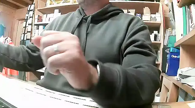 Snapshot of Cygnus58topchef chatting on 02-11-25, 03:08 Cygnus58topchef online show from 02-11-25, 03:08