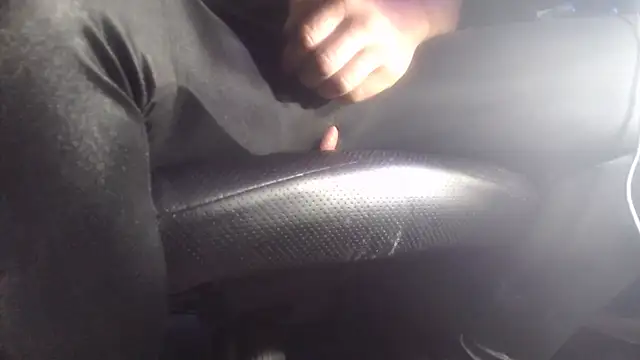 mobotix85 online show from 10-19-25, 01:34