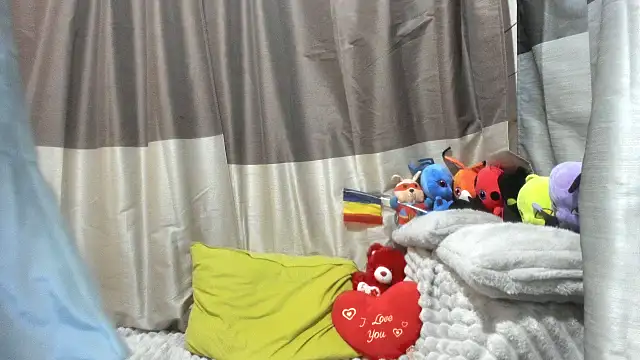 jessystarr online show from 12-04-25, 07:00