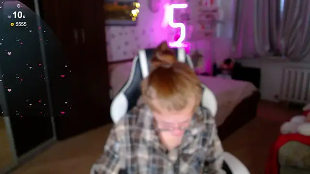 Kira honeyy online show from 04-29-26, 11:47