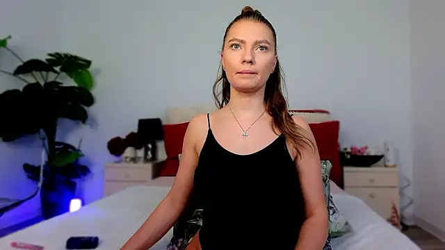 SashaRizz online show from 02-25-26, 05:17