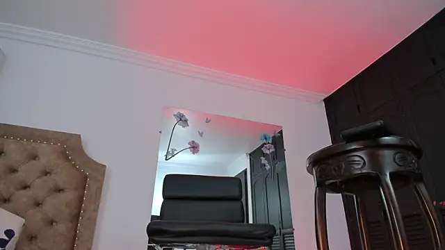 KATALINA HOT TS online show from 10-17-25, 07:05