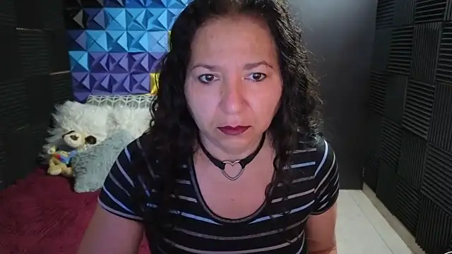 katifoxx online show from 11-24-25, 04:07