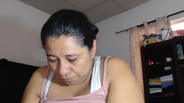 adrixxx38 online show from 02-14-26, 06:04