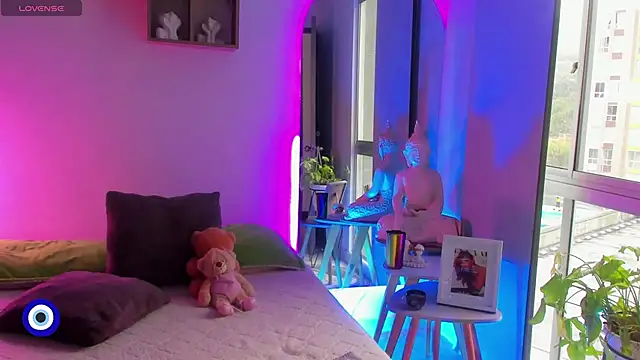 Angel Peach online show from 03-18-26, 02:20