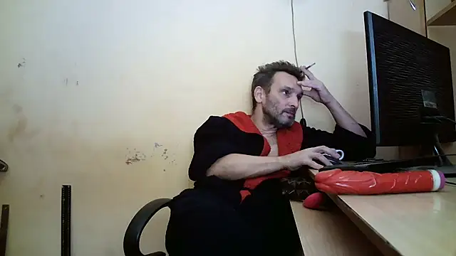 dundyFocus online show from 11-16-25, 02:44