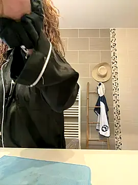 Clara-xoxo online show from 01-08-26, 08:49