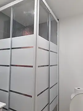 Lentbulant online show from 09-17-25, 06:20