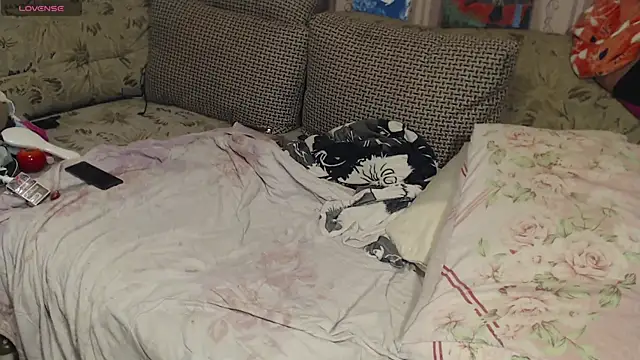 FancyLily online show from 02-01-25, 06:40