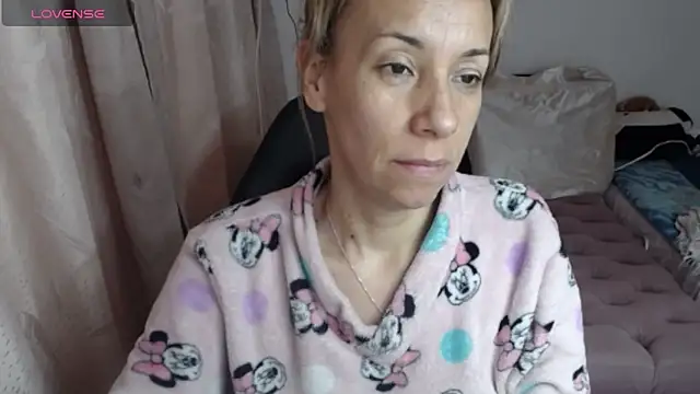 cristin doll  online show from 02-16-26, 01:07