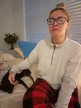 HollyTattoo online show from 12-08-24, 12:30